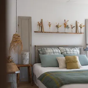 La Petite Parenthese Bed & Breakfast